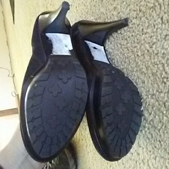 Guess Boots - Picture 3 of 3